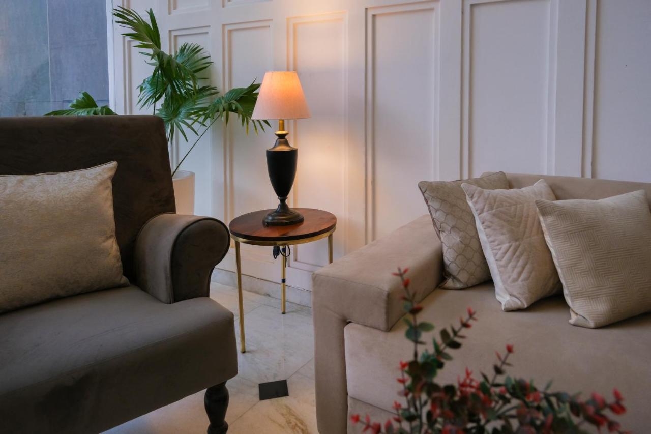 The Wallflower Hotel Kota  Bagian luar foto