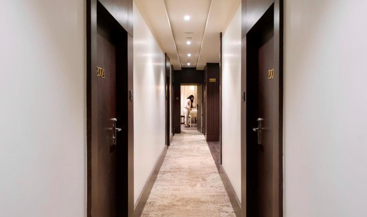 The Wallflower Hotel Kota  Bagian luar foto